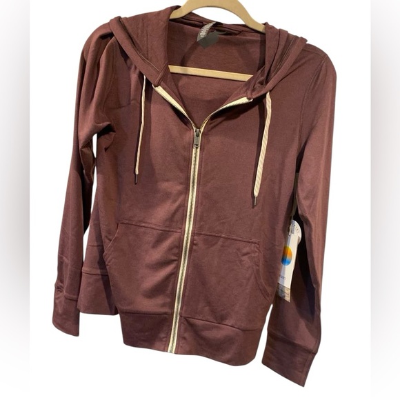 NWT Vuori halo performance hoodie Size XS